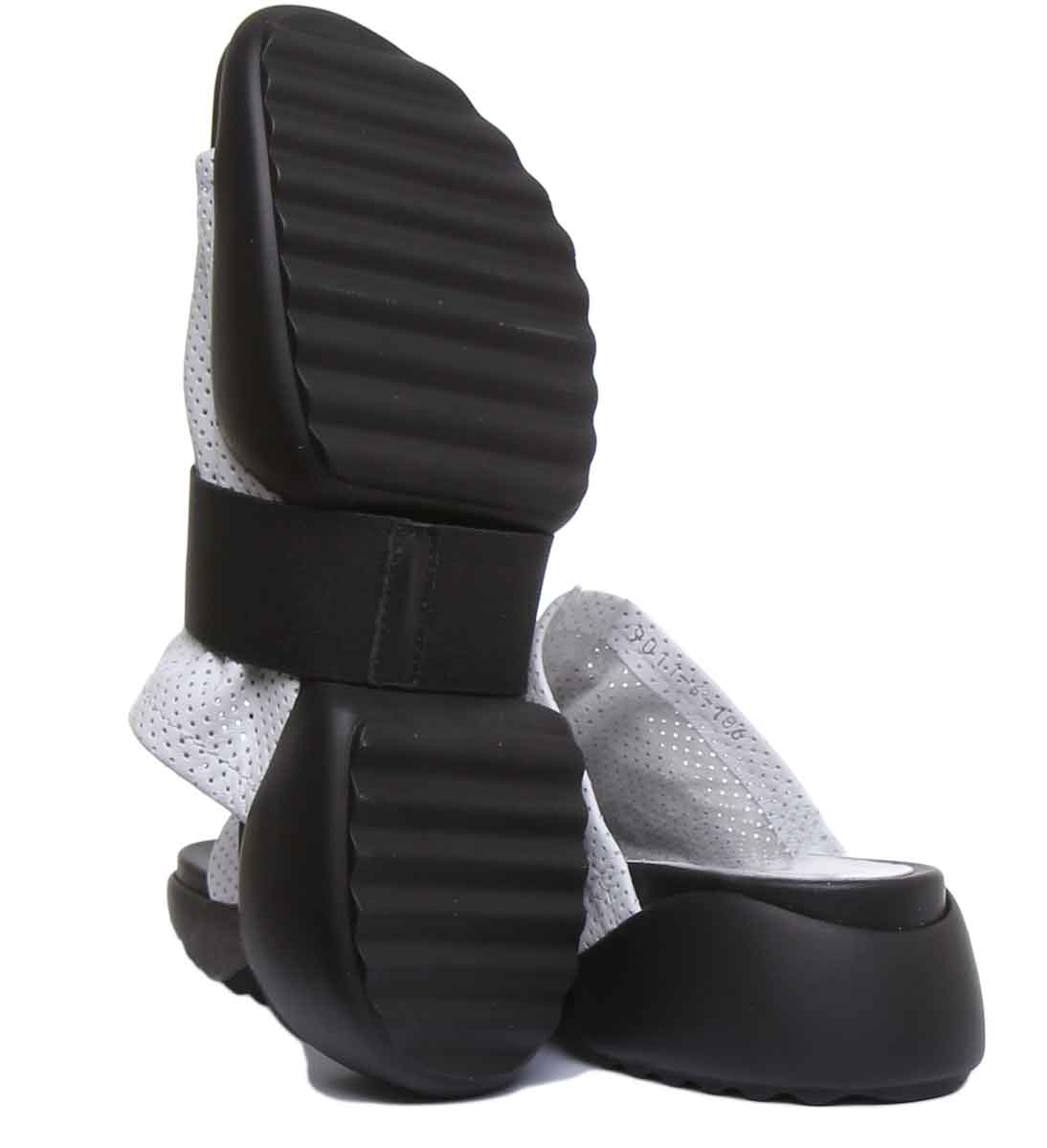 Justin Reece England Poppy In White - Image 4